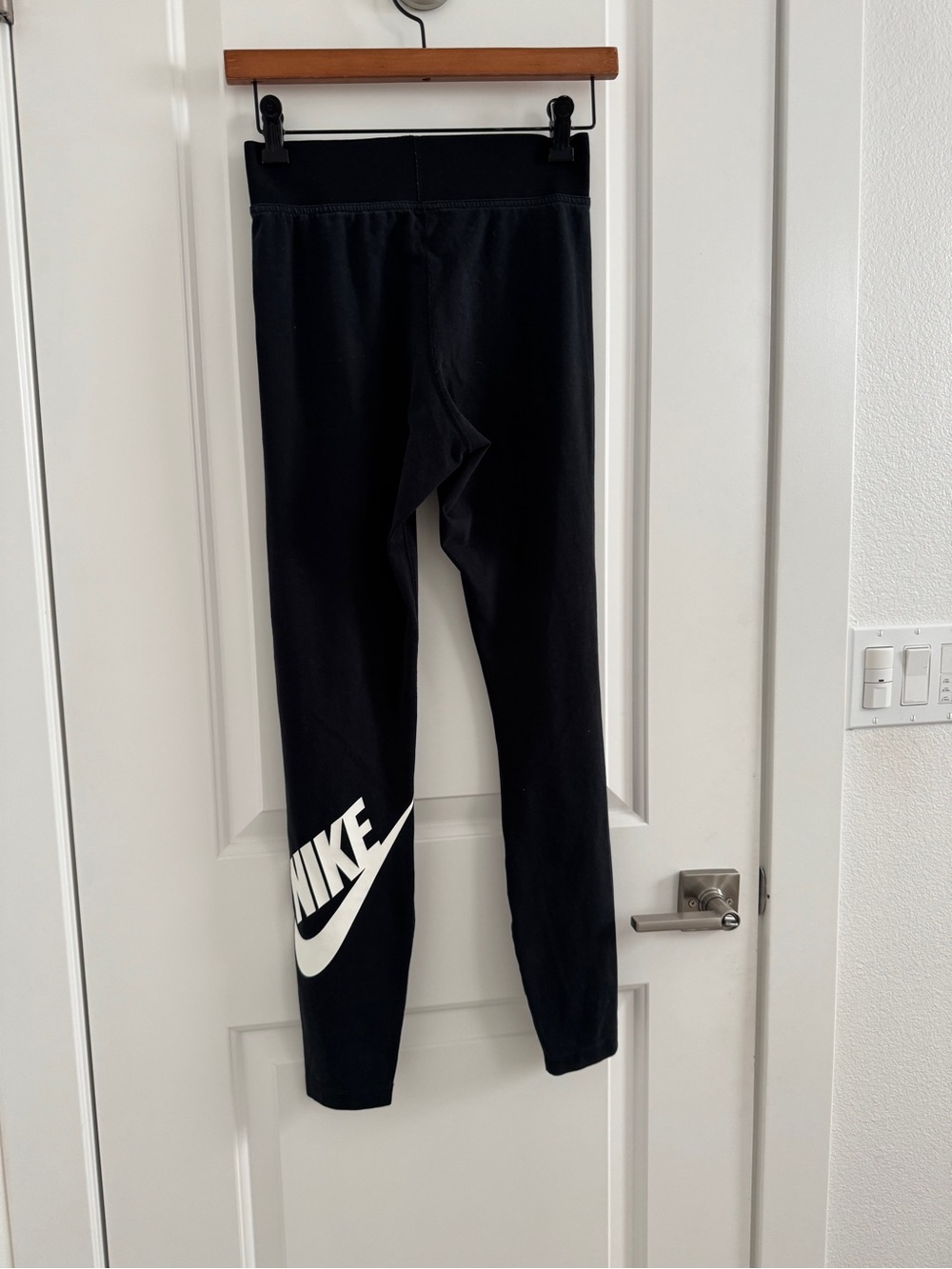 Nike Just Do It sports wear leggings Sz S Small women’s athletic wear authentic